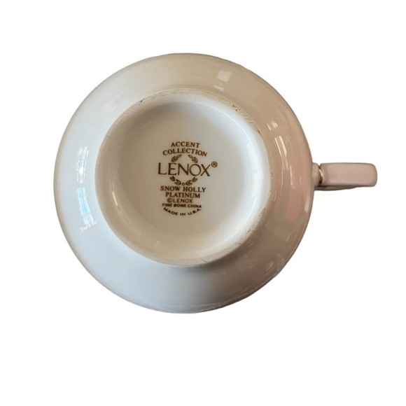 Lenox Snow Holly Platinum Mugs (Set of 4 Mugs) - Picture 3 of 3